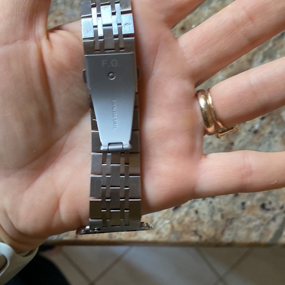 Apple watch band stainless steel rosegold and silver - Picture 3 of 3